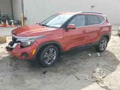 KNDEUCAA3M7120794 2021 KIA SELTOS