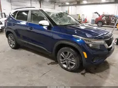 KNDEUCAA3M7129186 2021 KIA SELTOS