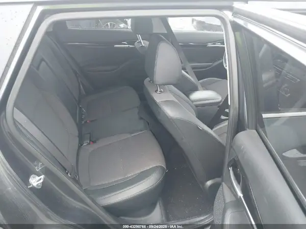 KNDEUCAA3M7147137 2021 KIA SELTOS - Image 8