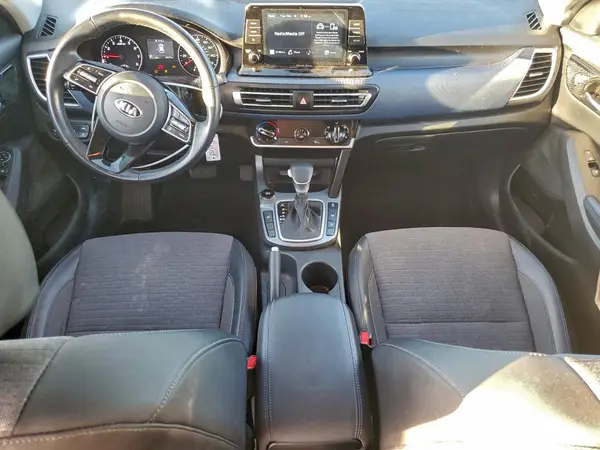 KNDEUCAA3M7148644 2021 KIA SELTOS - Image 8