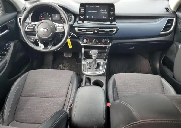 KNDEUCAA3M7172541 2021 KIA SELTOS - Image 8
