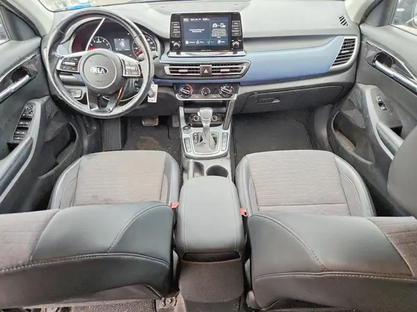 KNDEUCAA3M7180591 2021 KIA SELTOS - Image 8
