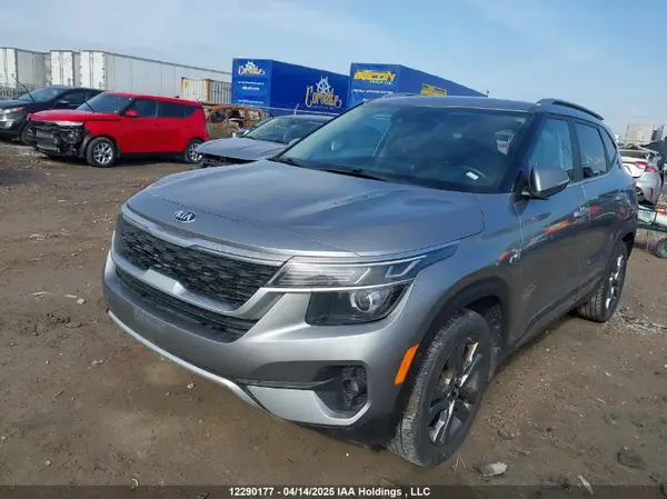 KNDEUCAA3M7207482 2021 KIA SELTOS - Image 2