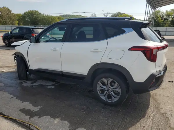 KNDEUCAA3R7469283 2024 KIA SELTOS - Image 2