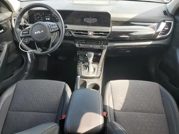 KNDEUCAA3R7469283 2024 KIA SELTOS - Image 8