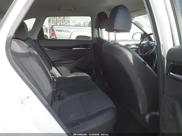KNDEUCAA3R7494572 2024 KIA SELTOS - Image 8