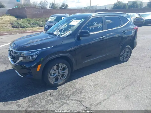 KNDEUCAA3R7500502 2024 KIA SELTOS - Image 2