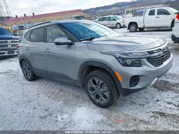 KNDEUCAA3R7552678 2024 KIA SELTOS - Image 1