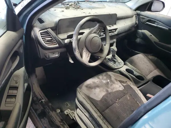 KNDEUCAA3R7589455 2024 KIA SELTOS - Image 8