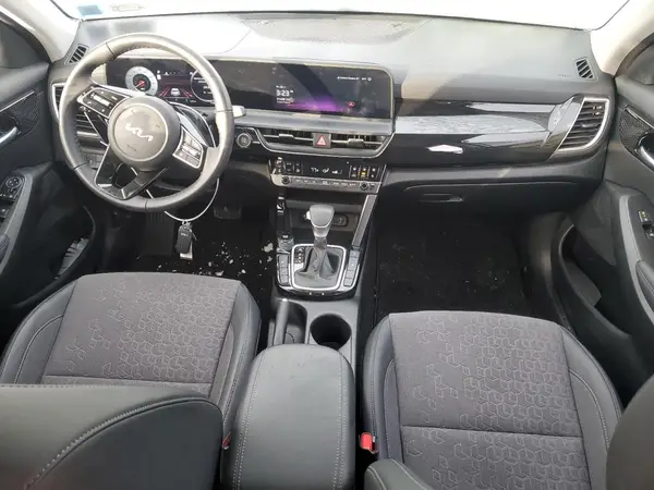 KNDEUCAA3R7609798 2024 KIA SELTOS - Image 8