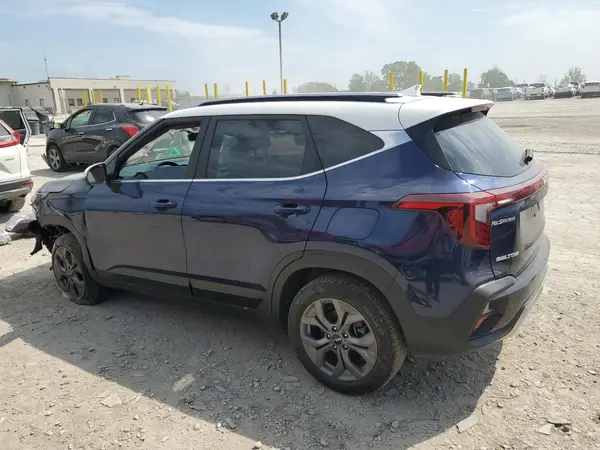 KNDEUCAA3R7613365 2024 KIA SELTOS - Image 2