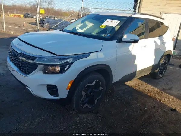 KNDEUCAA3S7699718 2025 KIA SELTOS - Image 2