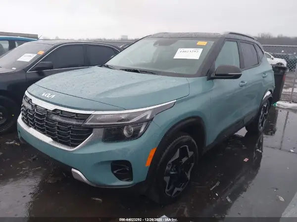 KNDEUCAA3S7724892 2025 KIA SELTOS - Image 2