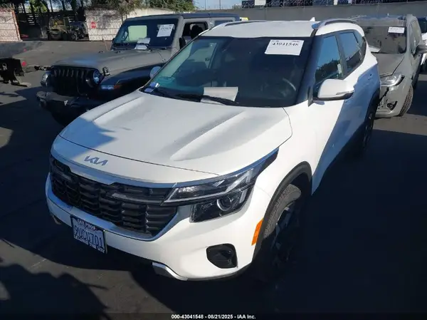 KNDEUCAA3S7738811 2025 KIA SELTOS - Image 2