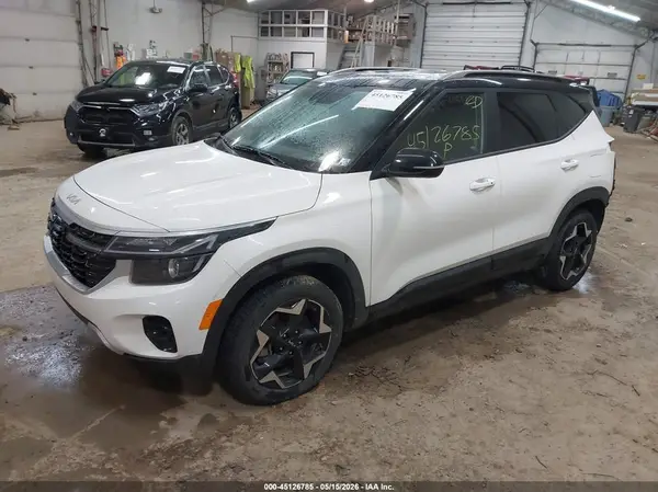 KNDEUCAA3S7791640 2025 KIA SELTOS - Image 2