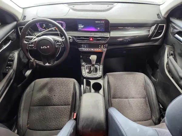 KNDEUCAA3T7848596 2026 KIA SELTOS - Image 8