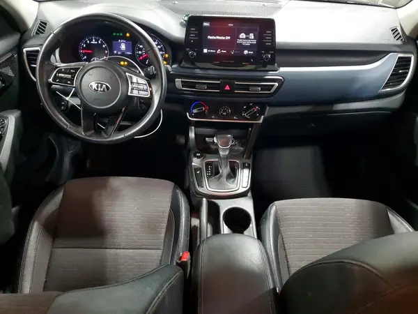 KNDEUCAA4M7140181 2021 KIA SELTOS - Image 8