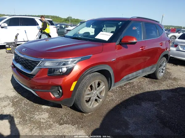 KNDEUCAA4M7176789 2021 KIA SELTOS - Image 2
