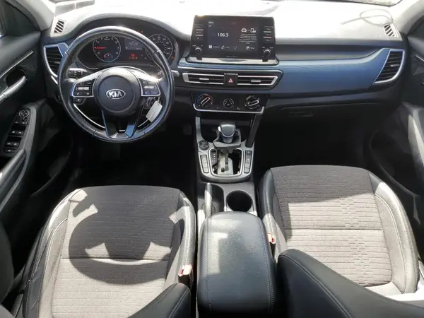 KNDEUCAA4M7179787 2021 KIA SELTOS - Image 8