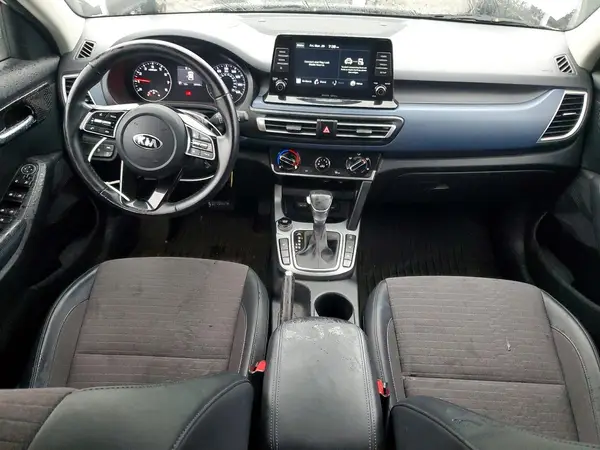 KNDEUCAA4M7219494 2021 KIA SELTOS - Image 8
