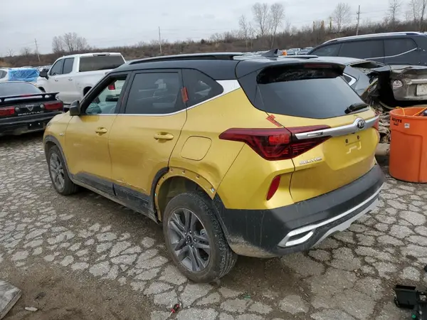 KNDEUCAA4M7225859 2021 KIA SELTOS - Image 2