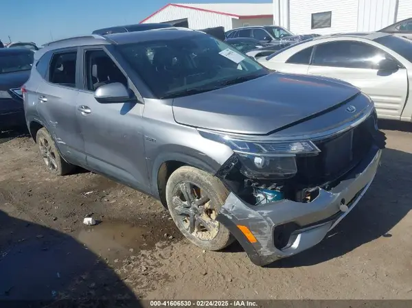 KNDEUCAA4M7228986 2021 KIA SELTOS - Image 1