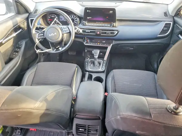 KNDEUCAA4N7334470 2022 KIA SELTOS - Image 8