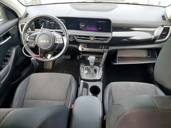 KNDEUCAA4R7508382 2024 KIA SELTOS - Image 8