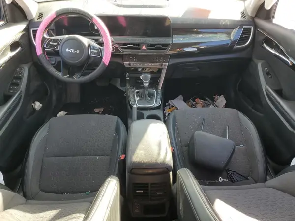KNDEUCAA4R7524453 2024 KIA SELTOS - Image 8