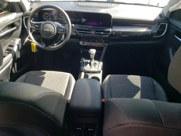 KNDEUCAA4R7546761 2024 KIA SELTOS - Image 8