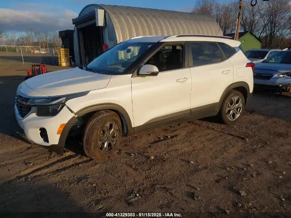 KNDEUCAA4R7548431 2024 KIA SELTOS - Image 2
