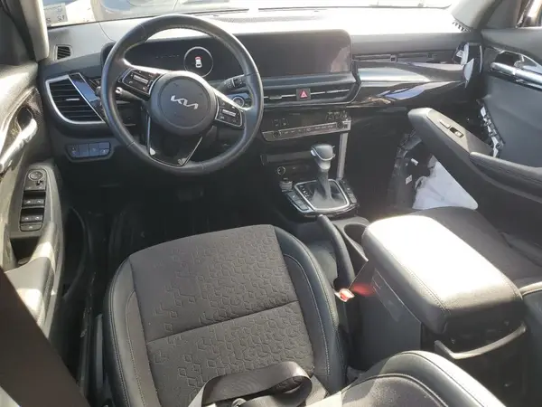 KNDEUCAA4R7560062 2024 KIA SELTOS - Image 8