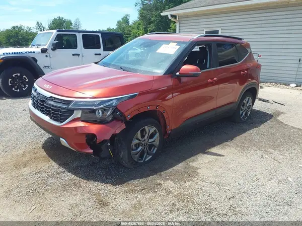 KNDEUCAA4R7560465 2024 KIA SELTOS - Image 2