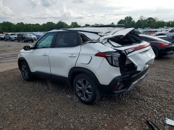 KNDEUCAA4R7584040 2024 KIA SELTOS - Image 2