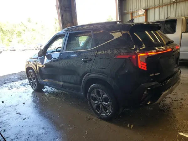 KNDEUCAA4R7589092 2024 KIA SELTOS - Image 2