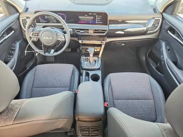 KNDEUCAA4T7945225 2026 KIA SELTOS - Image 8