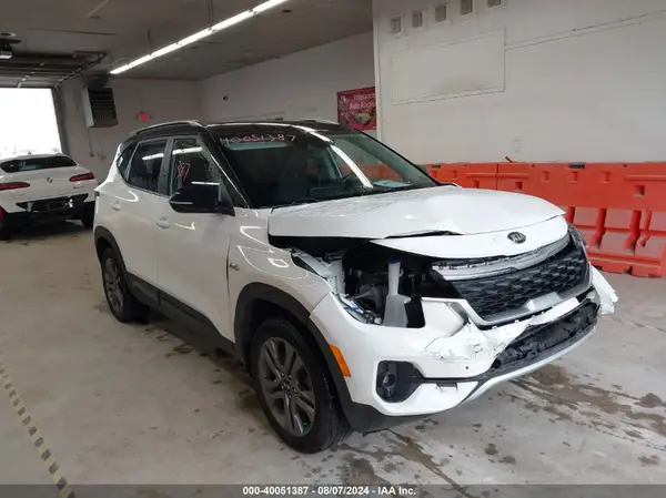 KNDEUCAA5M7052787 2021 KIA SELTOS - Image 1