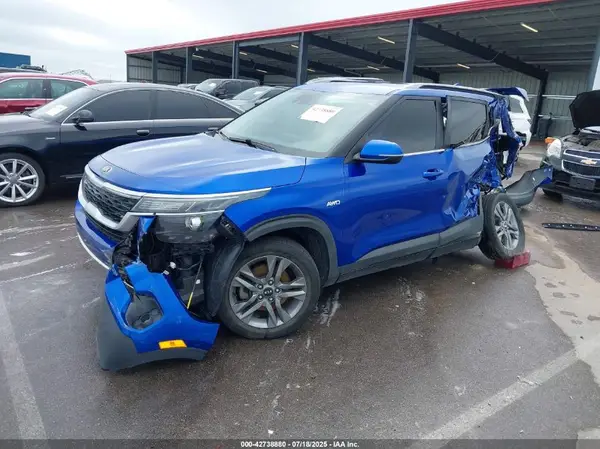 KNDEUCAA5M7082484 2021 KIA SELTOS - Image 2