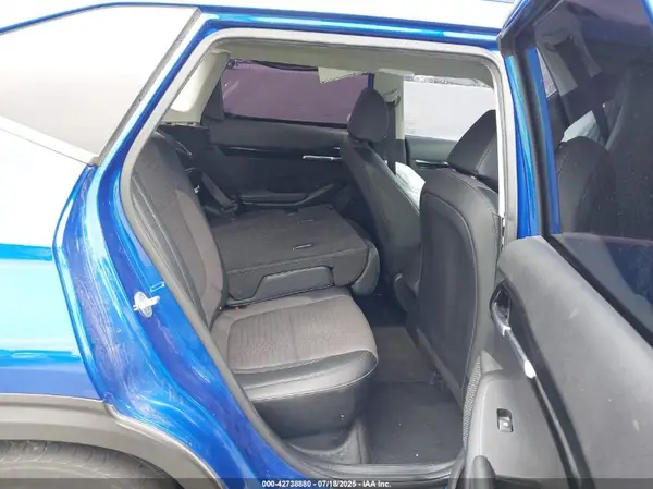 KNDEUCAA5M7082484 2021 KIA SELTOS - Image 8
