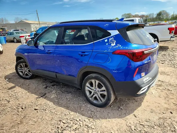 KNDEUCAA5M7141436 2021 KIA SELTOS - Image 2