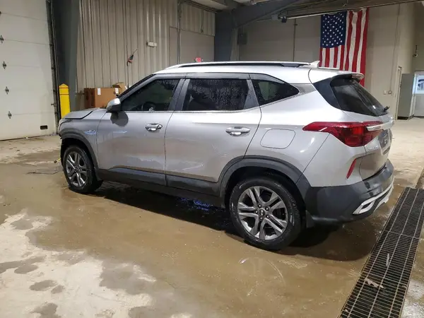 KNDEUCAA5M7170290 2021 KIA SELTOS - Image 2