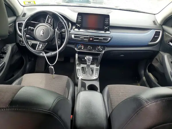 KNDEUCAA5M7174307 2021 KIA SELTOS - Image 8