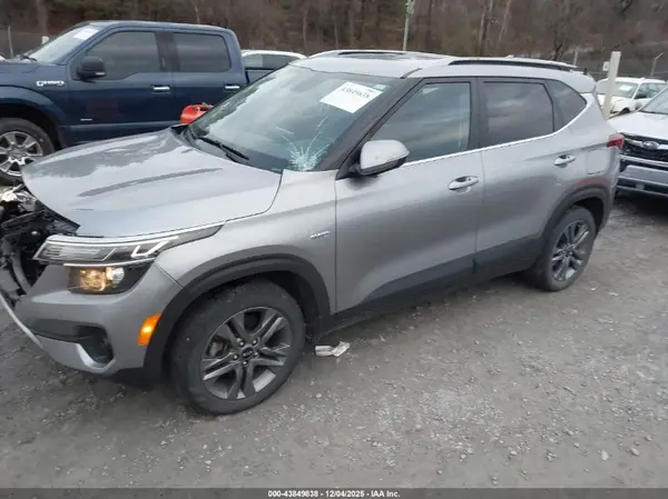 KNDEUCAA5M7178504 2021 KIA SELTOS - Image 2