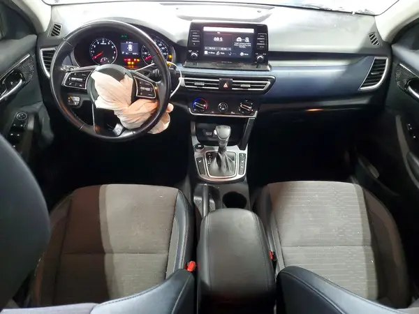 KNDEUCAA5M7224624 2021 KIA SELTOS - Image 8