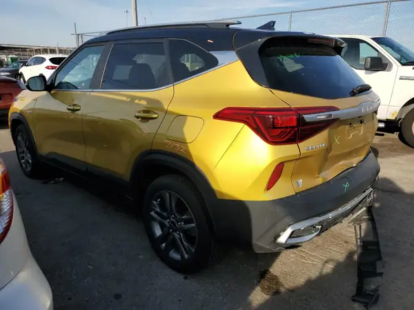 KNDEUCAA5N7236158 2022 KIA SELTOS - Image 2