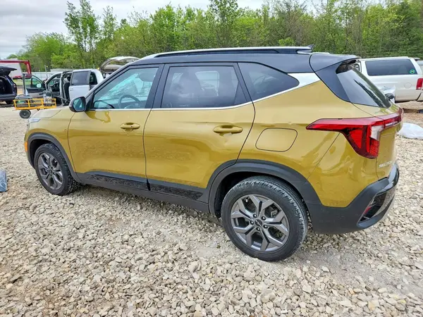 KNDEUCAA5R7577307 2024 KIA SELTOS - Image 2