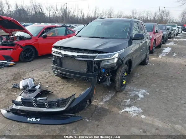 KNDEUCAA5R7660624 2024 KIA SELTOS - Image 2
