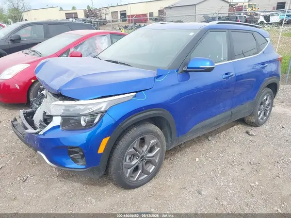 KNDEUCAA5R7663684 2024 KIA SELTOS - Image 2