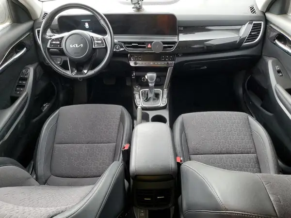 KNDEUCAA5S7715255 2025 KIA SELTOS - Image 8