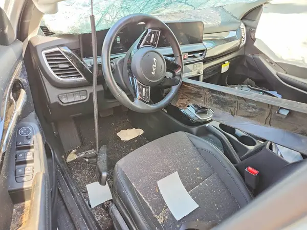 KNDEUCAA5S7722898 2025 KIA SELTOS - Image 8
